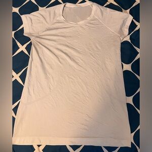 Lululemon White Swiftly Shirt Size 12
